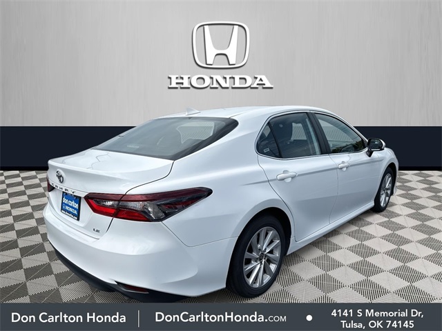 2024 Toyota Camry LE photo 3