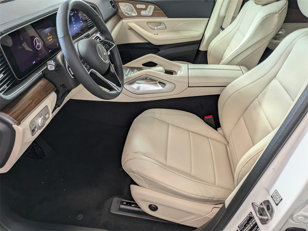 2026 Mercedes Benz GLE 350 4MATIC photo 3