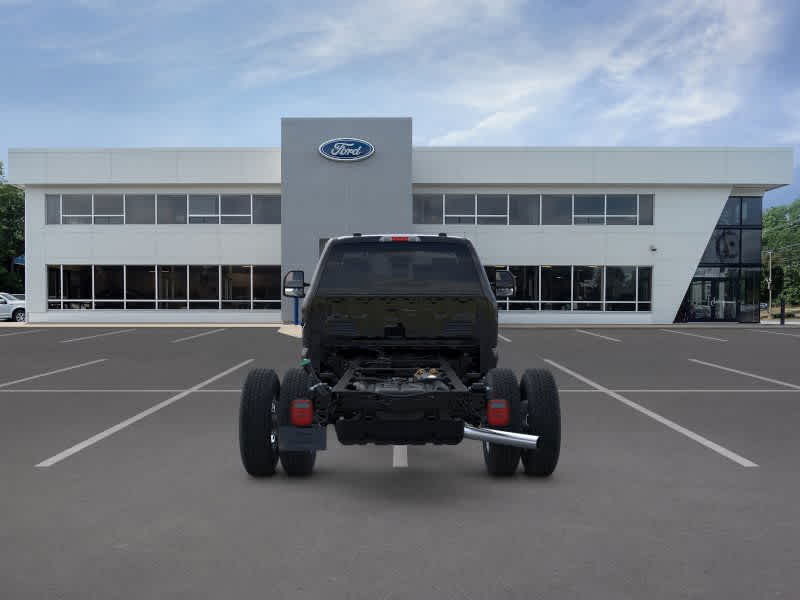 2025 Ford F-350 XL photo 4