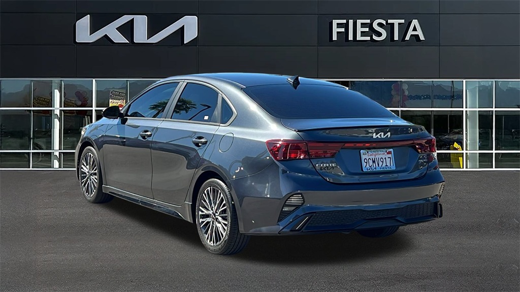 2022 Kia Forte GT-Line photo 3