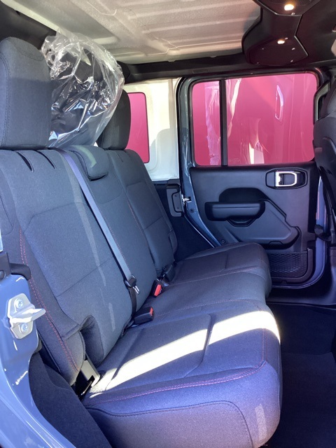 2025 Jeep Wrangler Rubicon photo 11