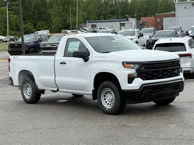 2025 Chevrolet Silverado 1500 photo 2