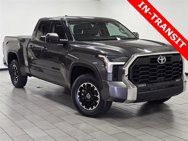 2023 Toyota Tundra SR5's photo