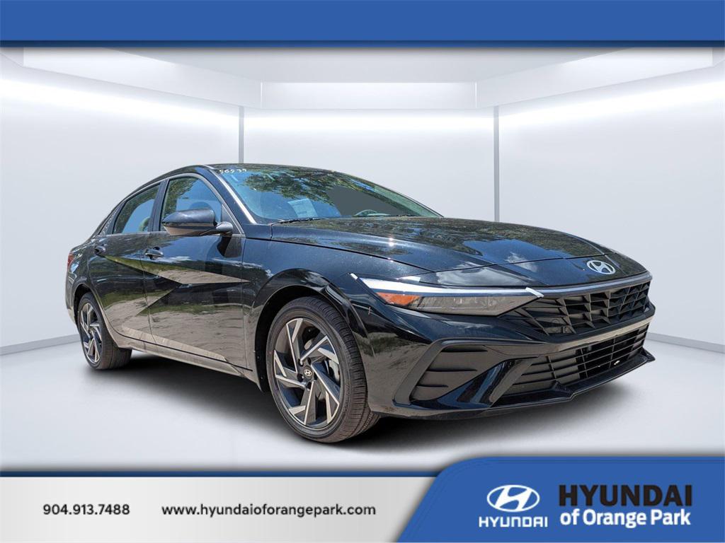 2025 Hyundai Elantra Blue's photo