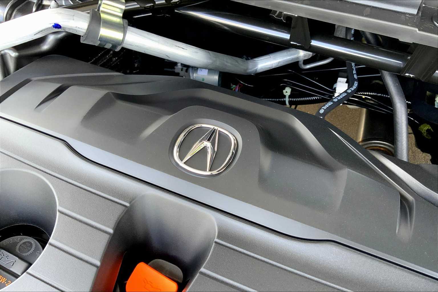 2025 Acura TLX Technology photo 16