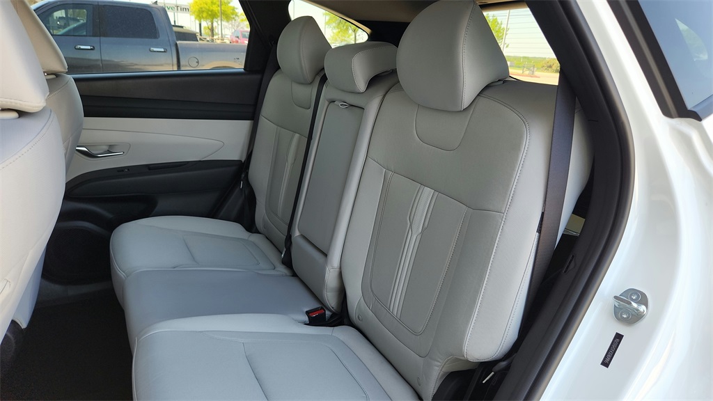2025 Hyundai Tucson SEL photo 30