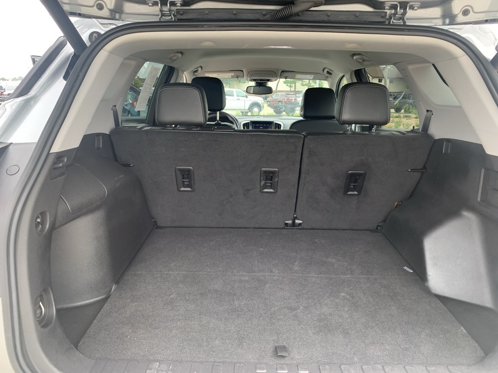 2024 Gmc Terrain SLT photo 11