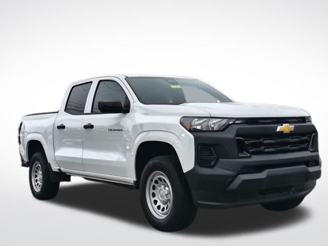 2023 Chevrolet Colorado Work Truck's photo