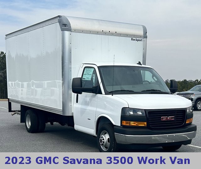 2023 GMC Savana Cutaway Work Van's photo