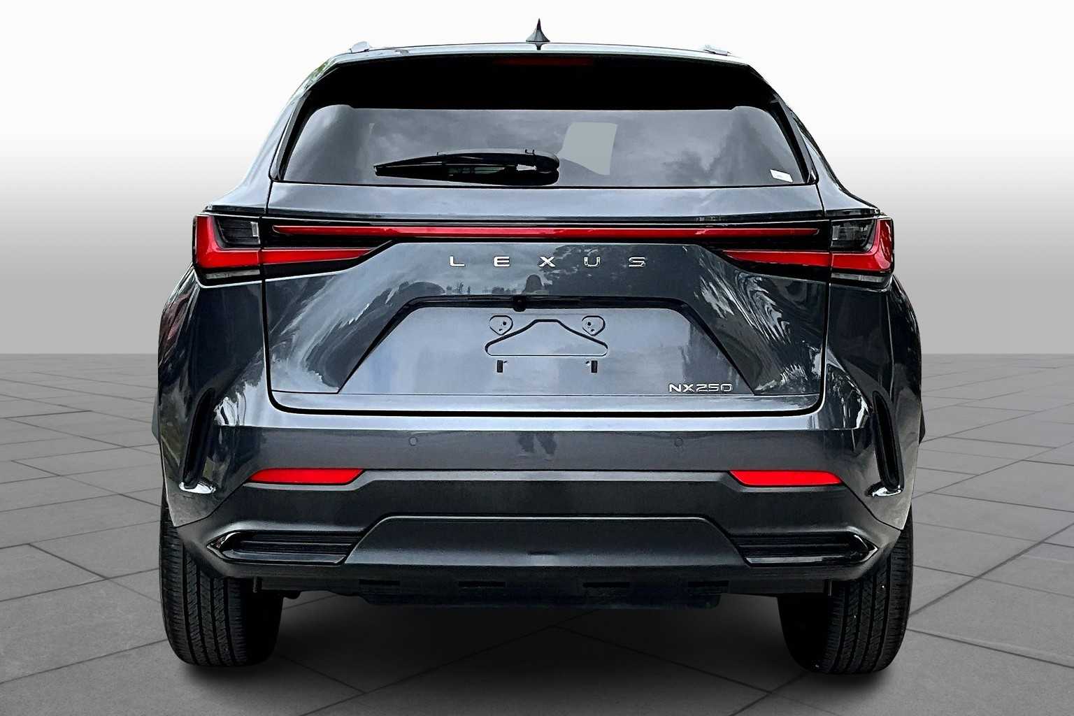 2023 Lexus NX Premium photo 4