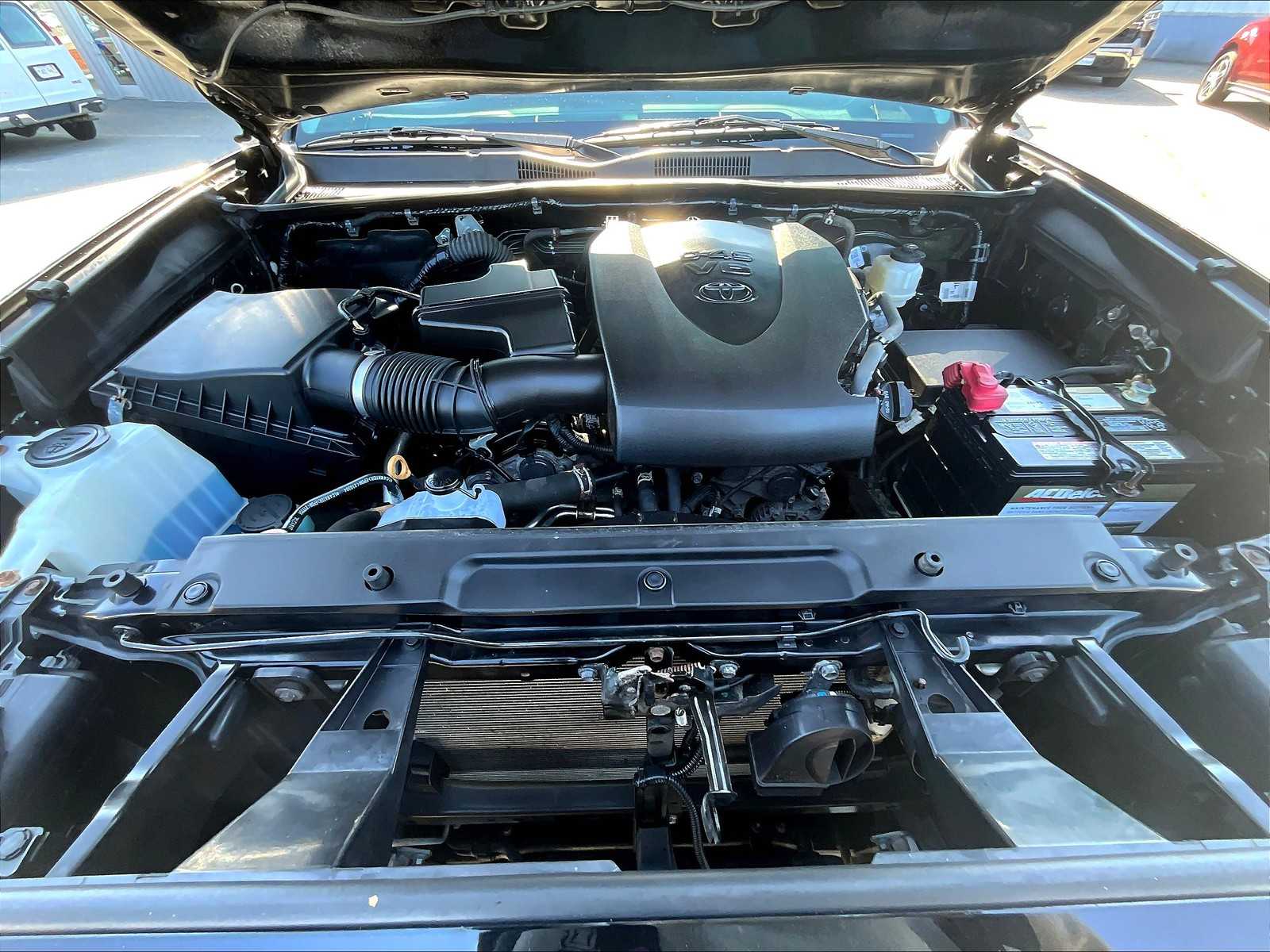 2021 Toyota Tacoma SR5 photo 28