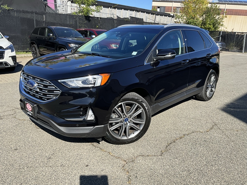 2020 Ford Edge Titanium