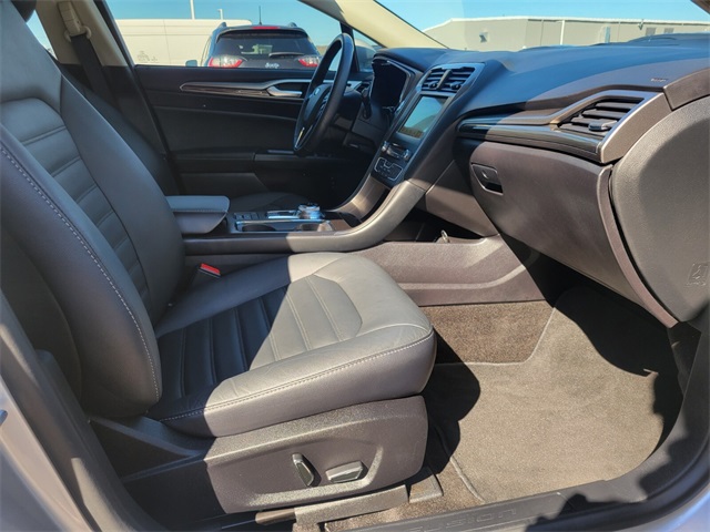 2018 Ford Fusion Energi SE photo 12