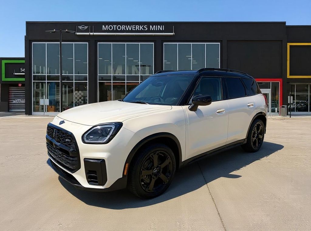 2026 MINI Countryman S's photo