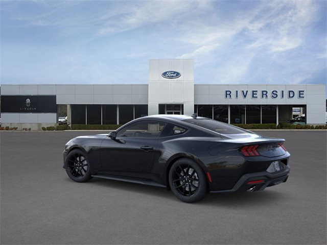 2025 Ford Mustang GT photo 4