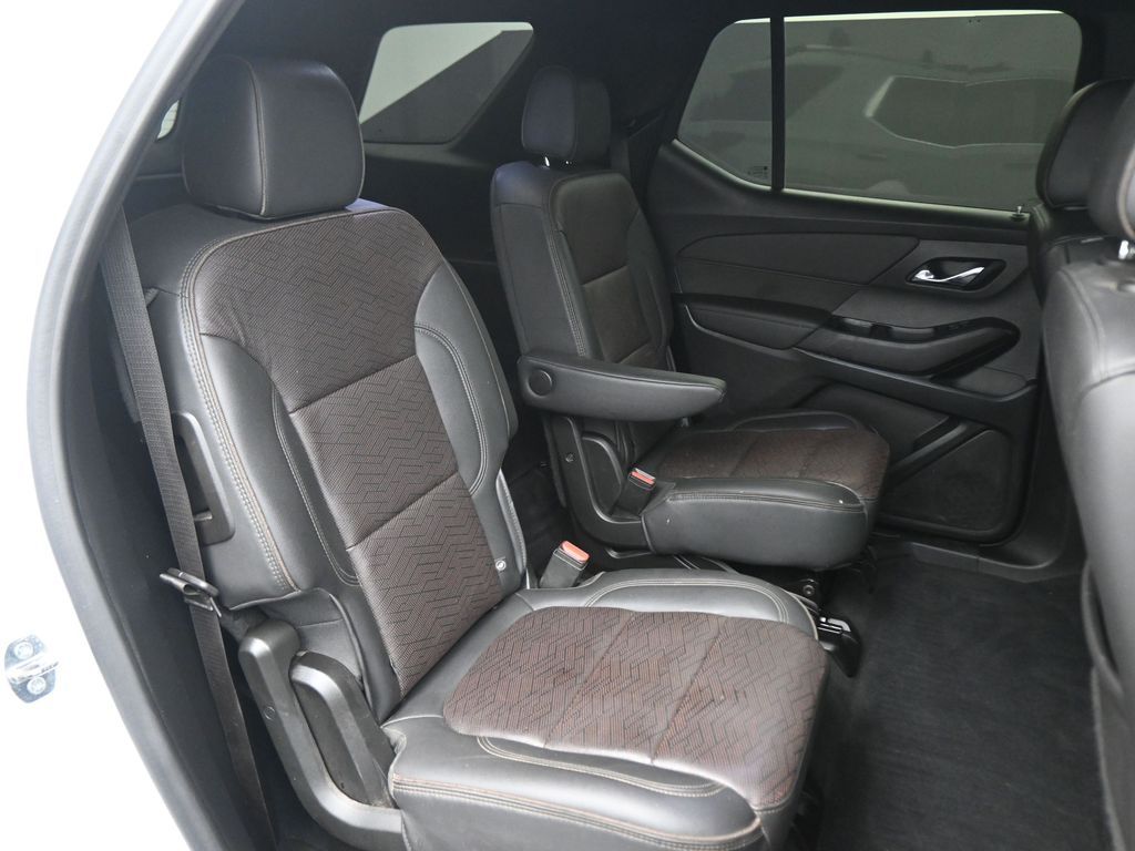 2023 Chevrolet Traverse High Country photo 45