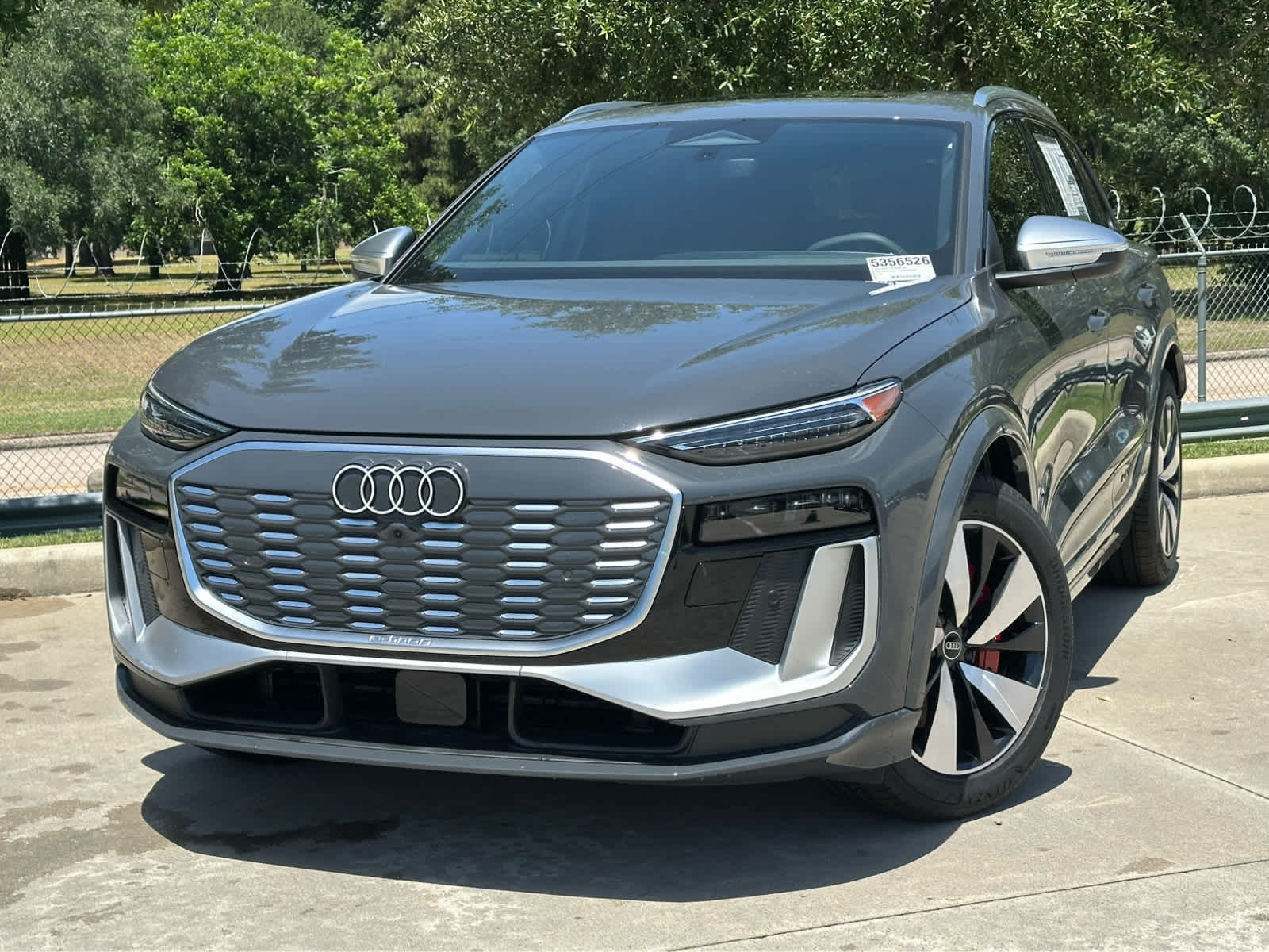 2025 Audi SQ6 e-tron Prestige