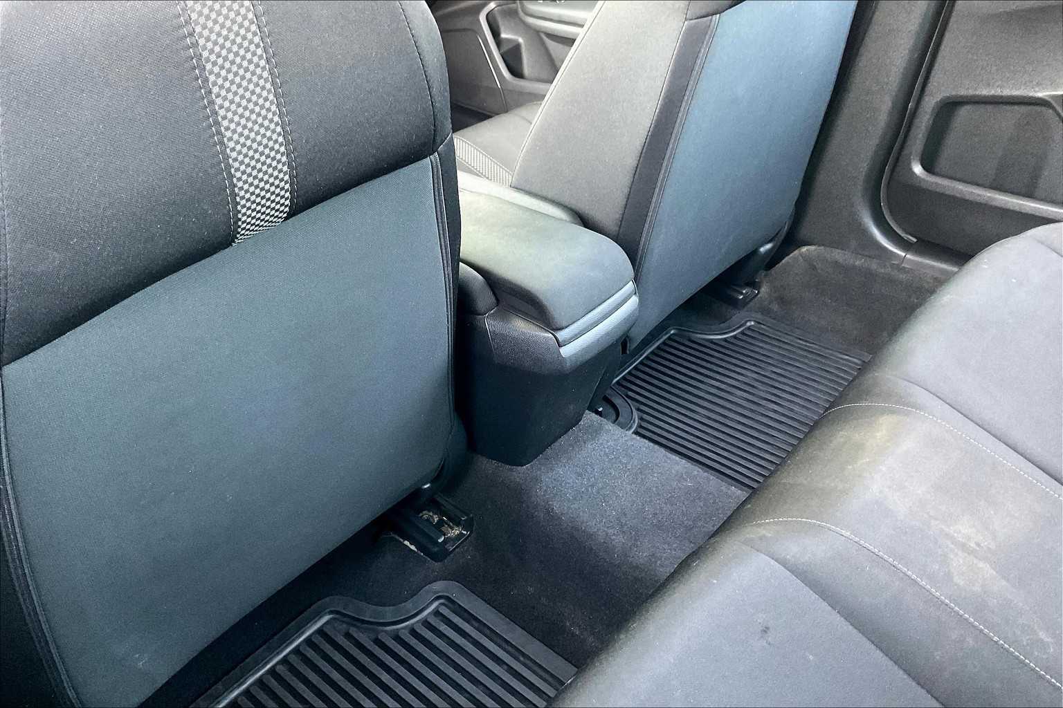 2019 Honda Civic LX photo 32