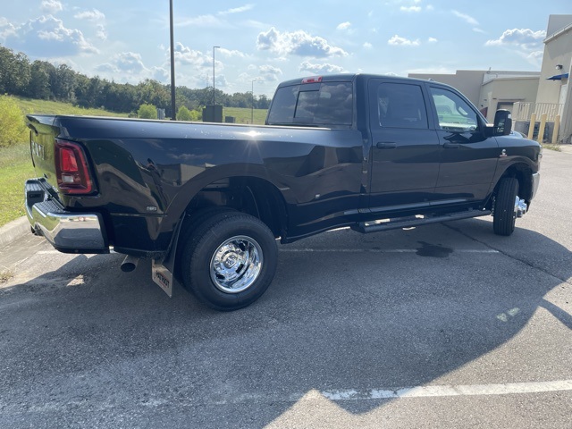 2026 Ram 3500 Tradesman photo 4