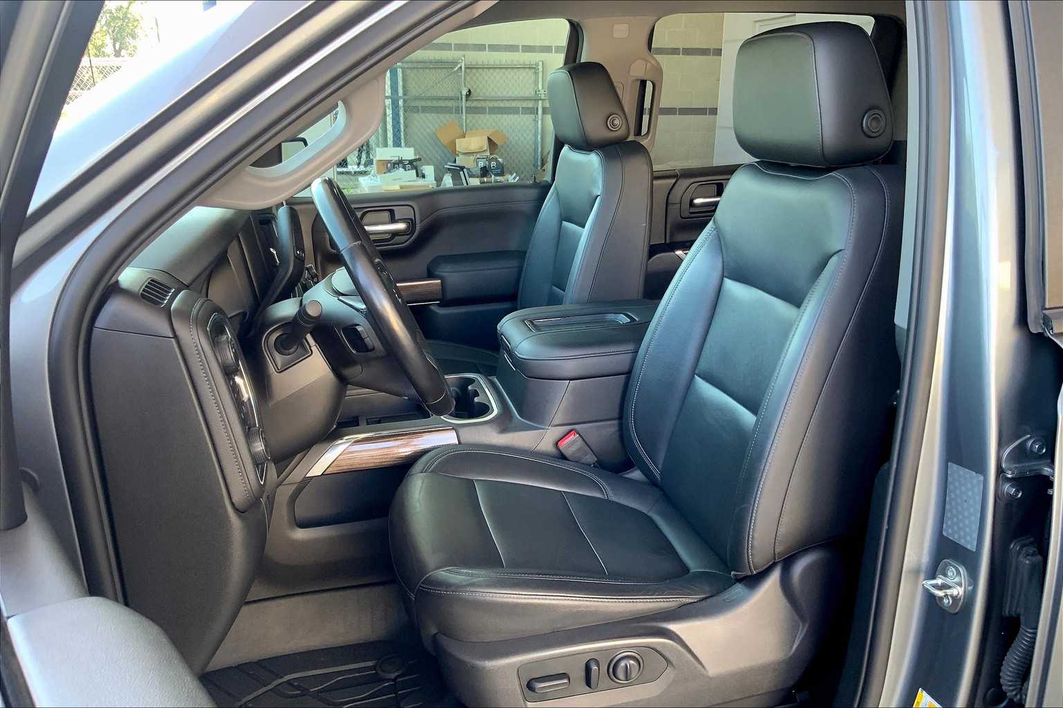 2019 Chevrolet Silverado 1500 LT Trail Boss photo 7