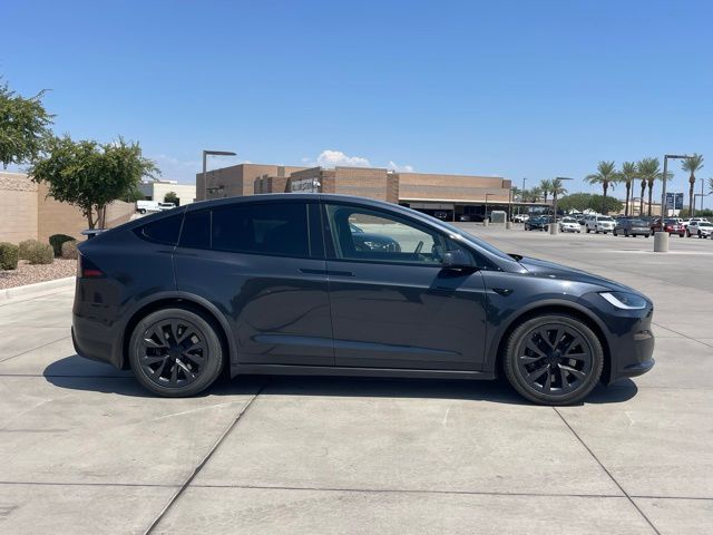 2024 Tesla Model X photo 2