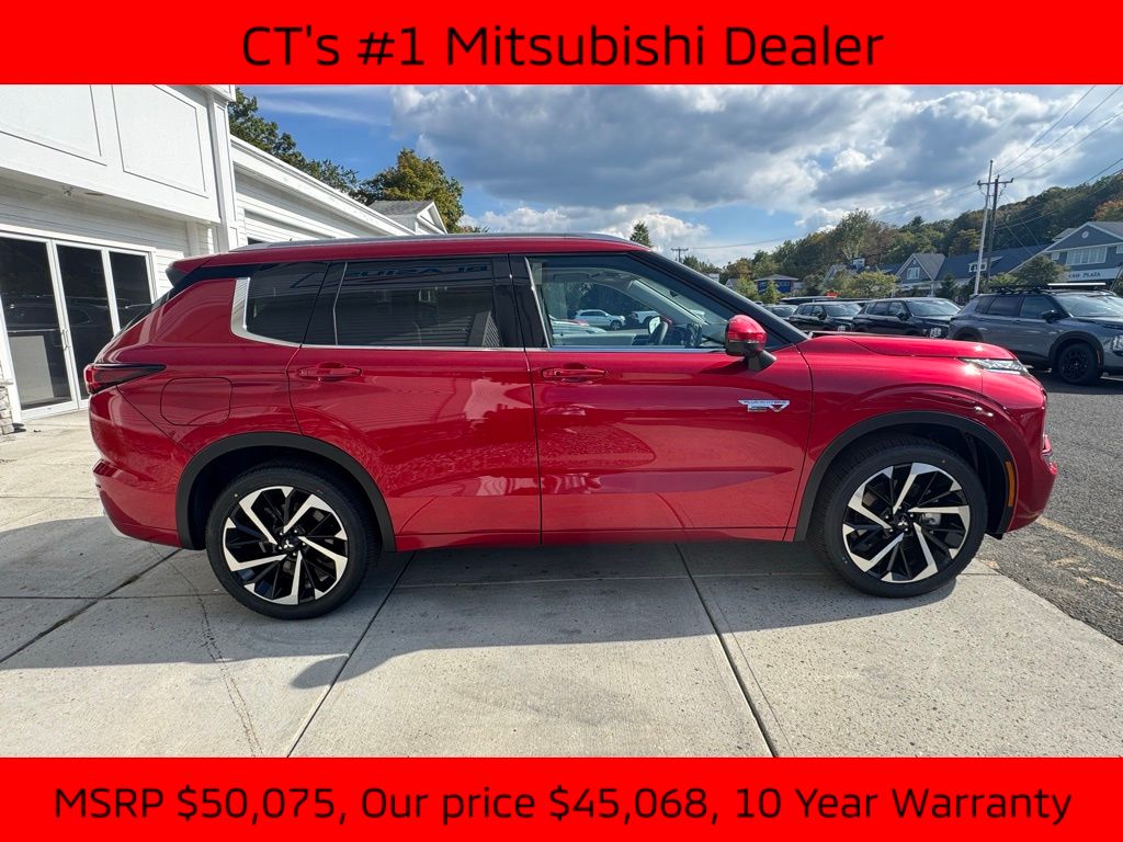 2025 Mitsubishi Outlander PHEV SEL photo 4