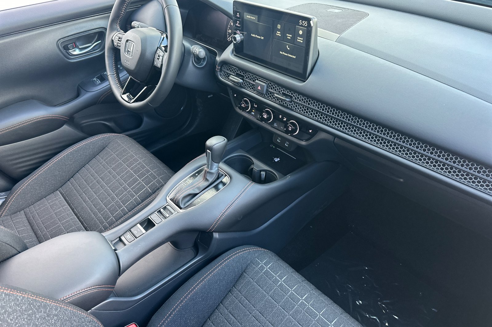2026 Honda HR-V Sport photo 15