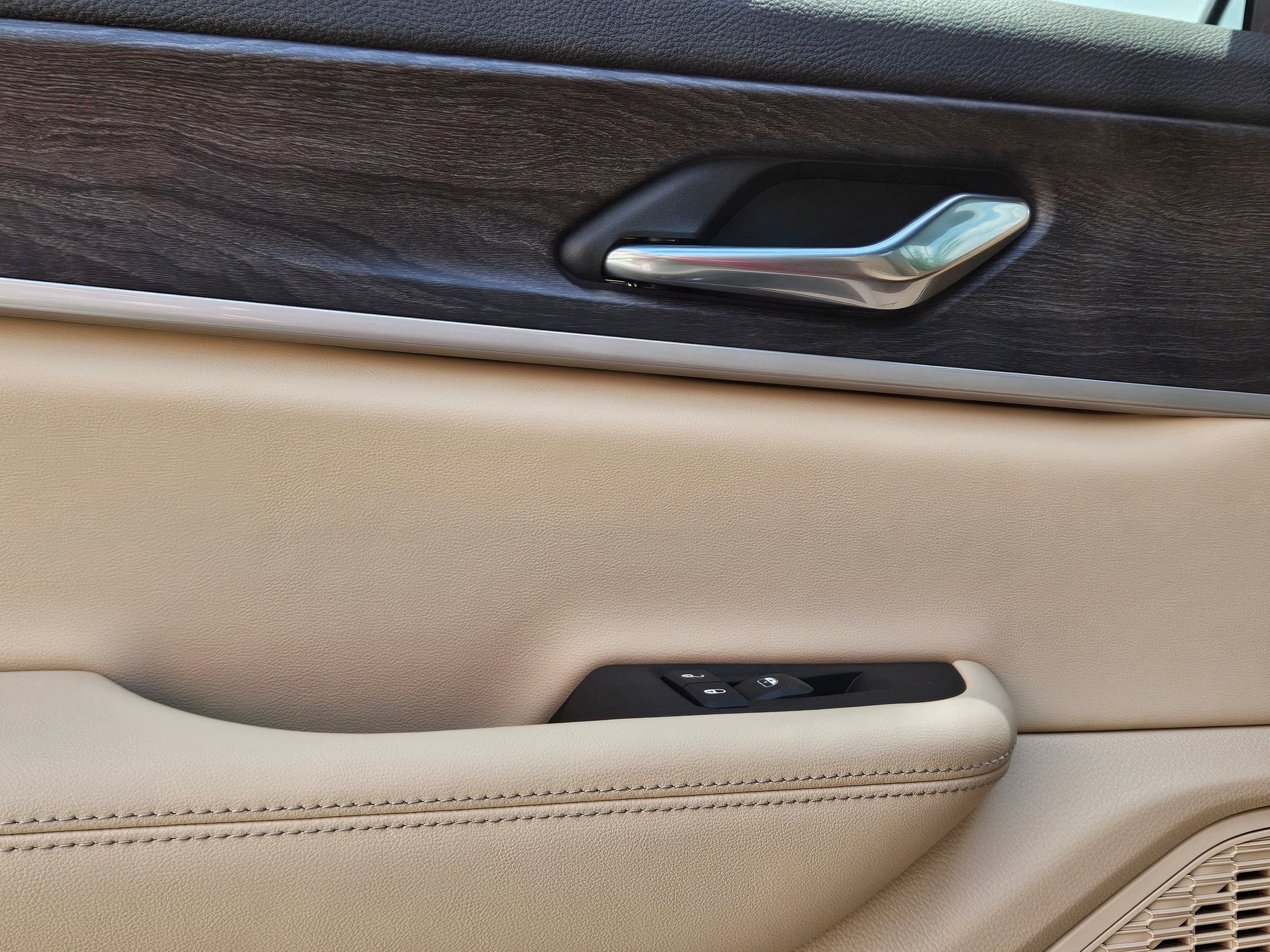 2025 Jeep Grand Cherokee Limited photo 22