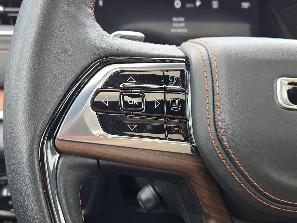 2024 Jeep Grand Cherokee L Summit photo 33
