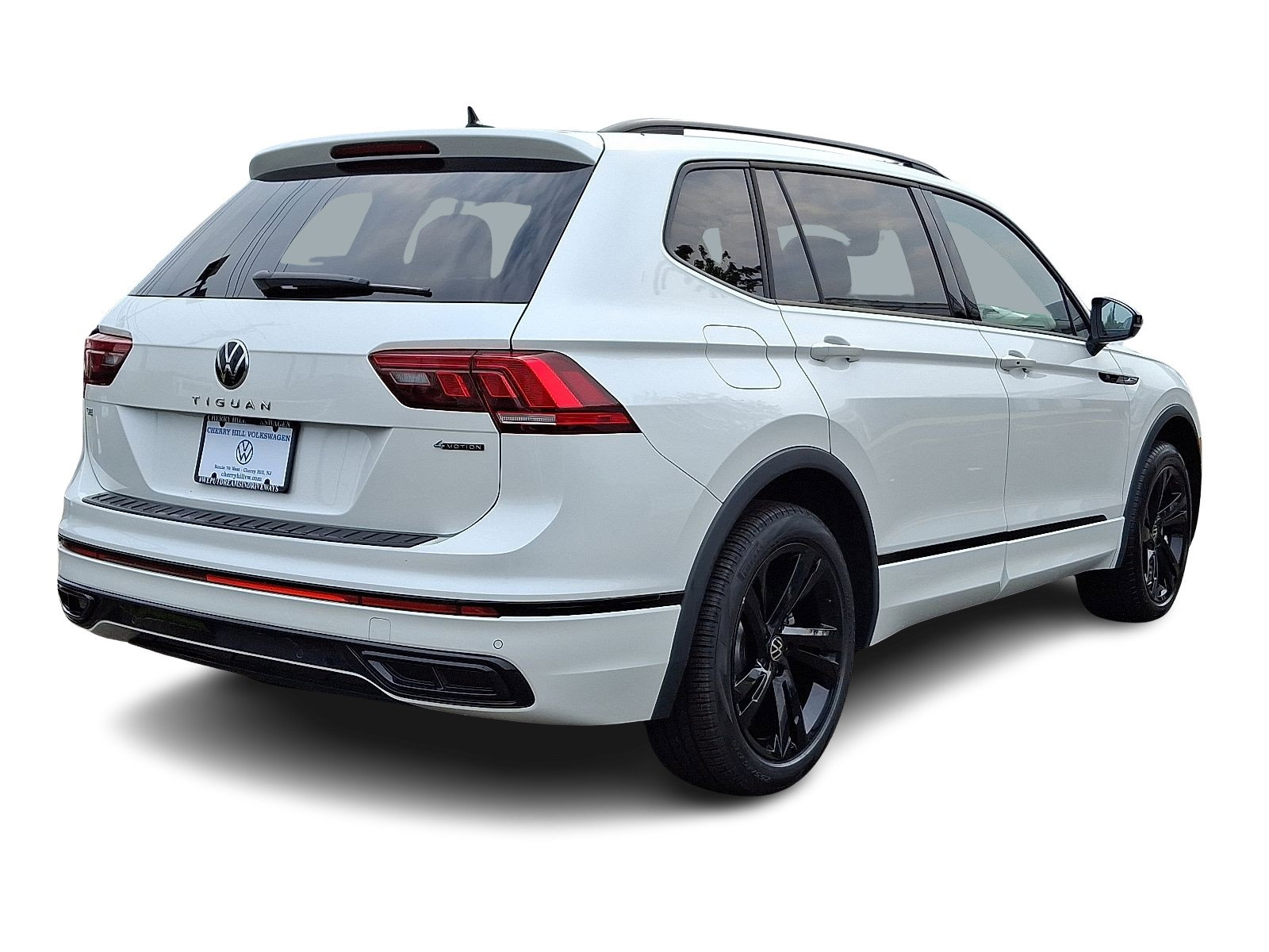 2024 Volkswagen Tiguan SE R-Line Black photo 4