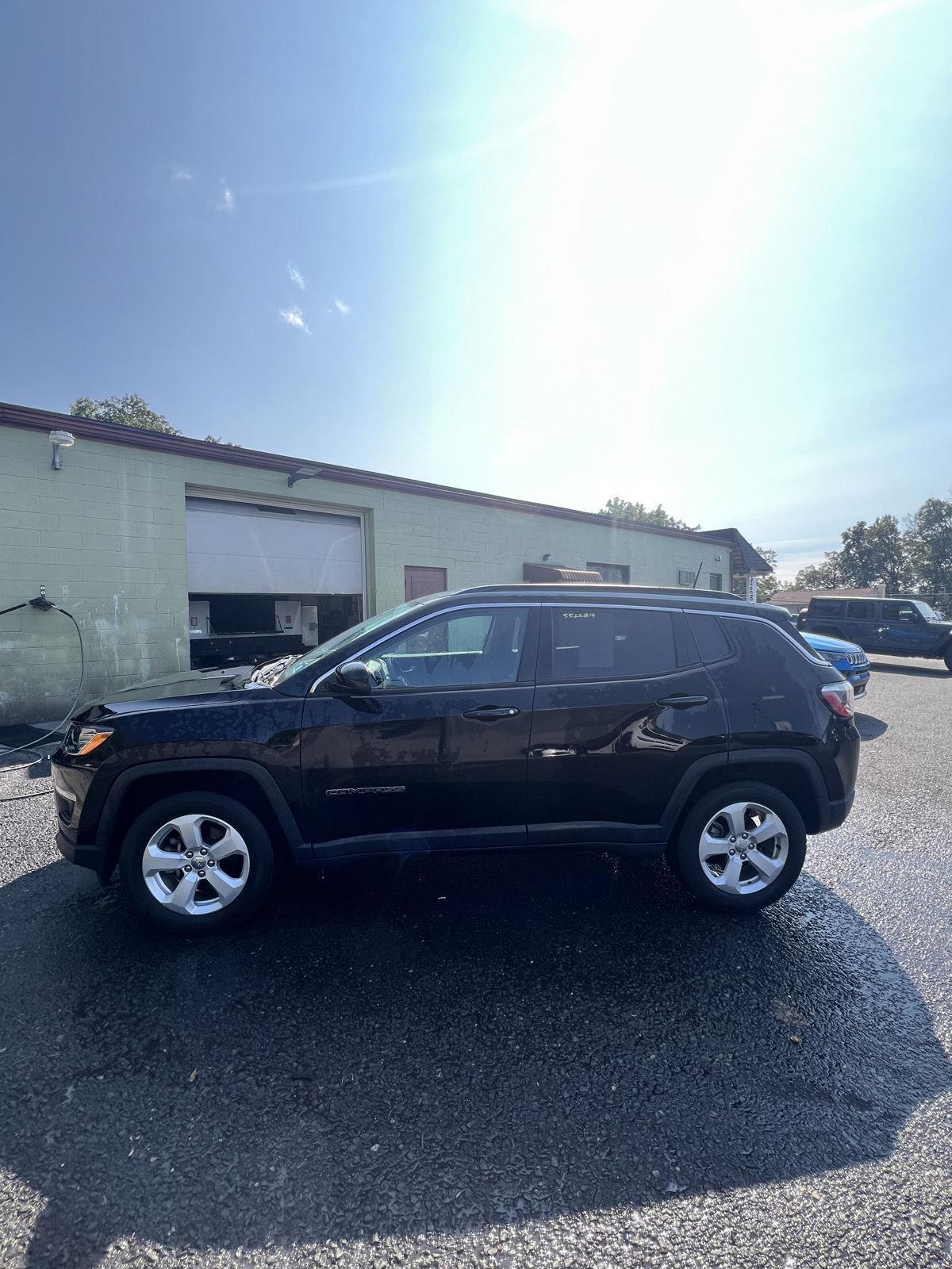 2020 Jeep Compass Latitude photo 6