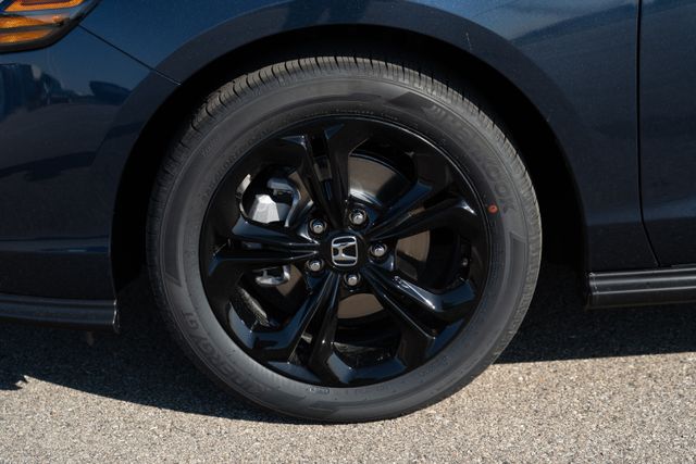 2025 Honda Accord SE photo 12