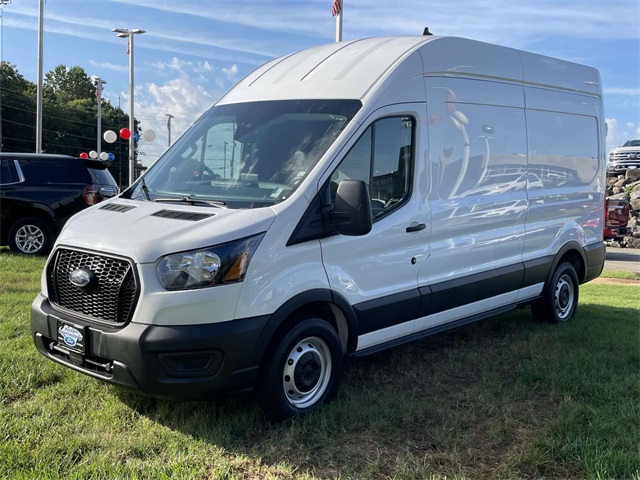 2021 Ford Transit photo 2