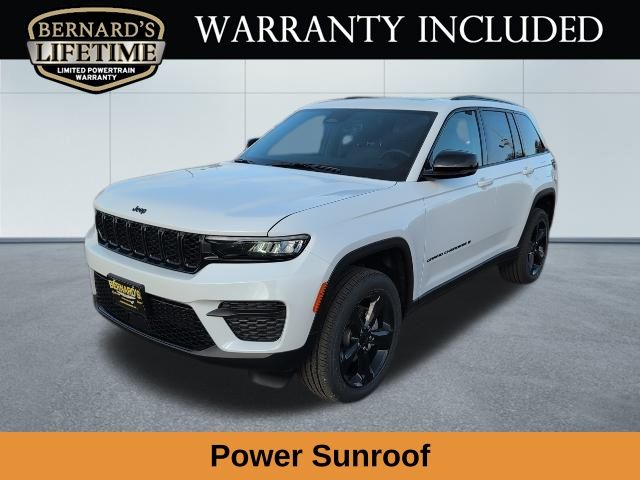 2025 Jeep Grand Cherokee Altitude's photo