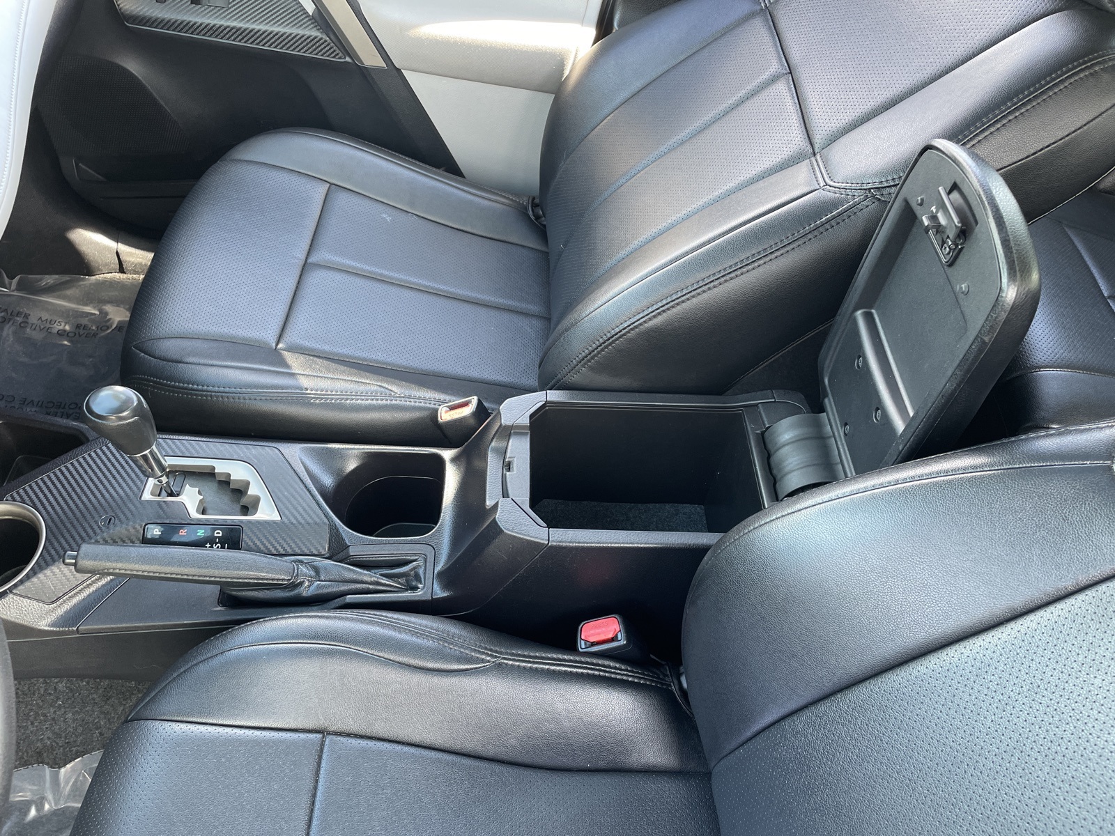2013 Toyota RAV4 XLE photo 18