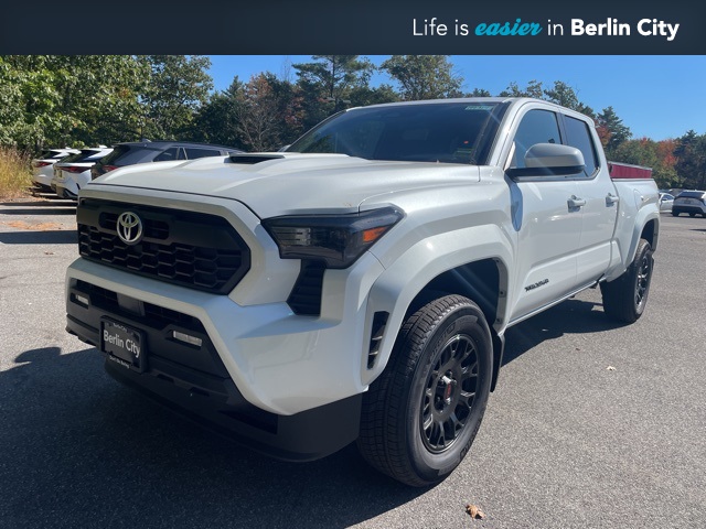 2025 Toyota Tacoma TRD Sport's photo