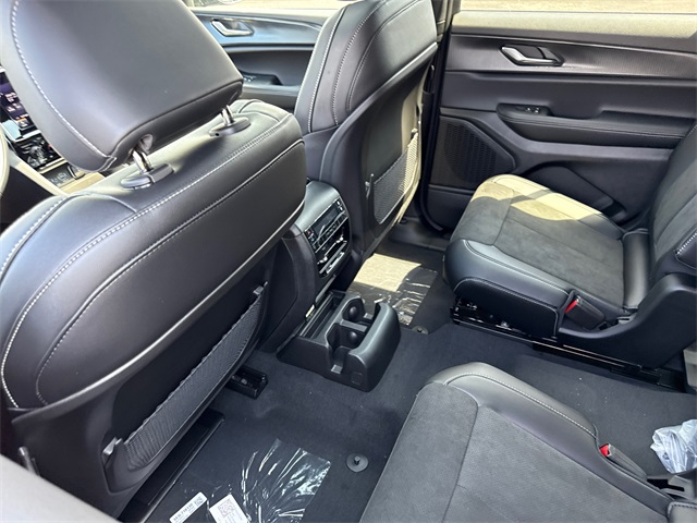 2025 Jeep Grand Cherokee Altitude X photo 29