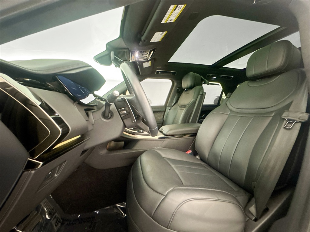 2025 Land Rover Range Rover Sport P530 Autobiography photo 15