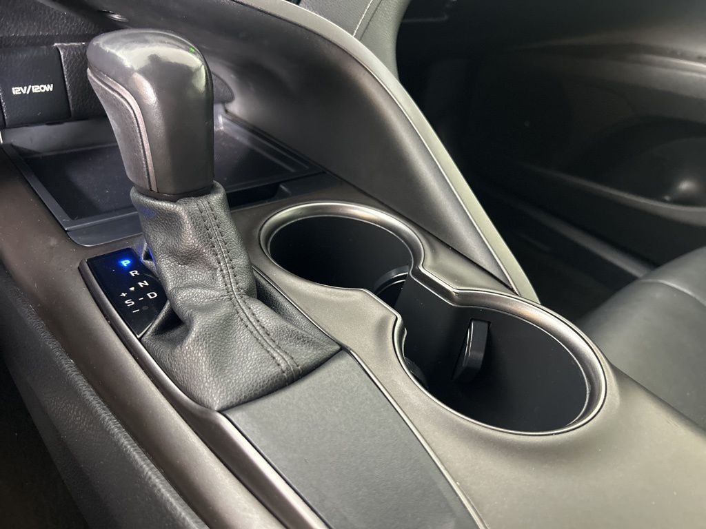 2021 Toyota Camry SE photo 29