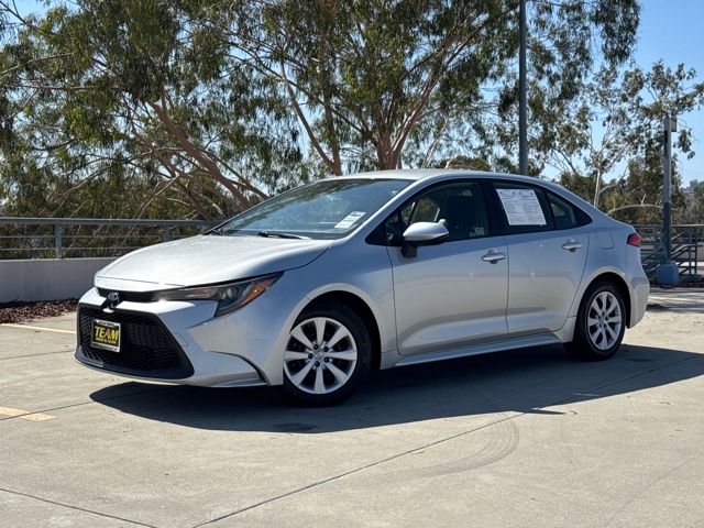 2022 Toyota Corolla LE photo 2