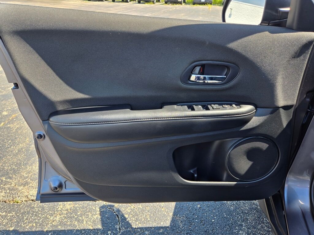 2022 Honda HR-V LX photo 16