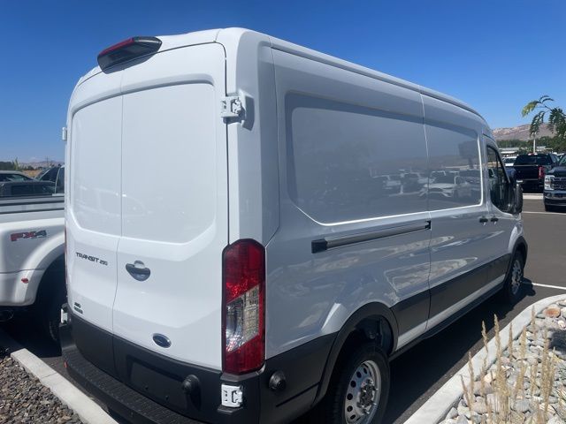 2025 Ford Transit photo 3