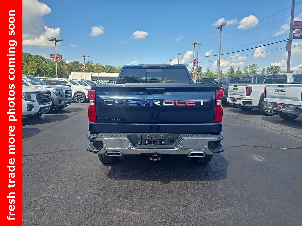 2022 Chevrolet Silverado 1500 LT photo 5