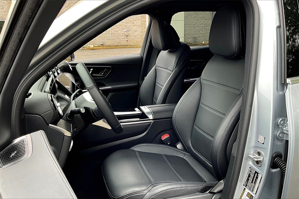 2025 Mercedes Benz GLC 300 4MATIC photo 25