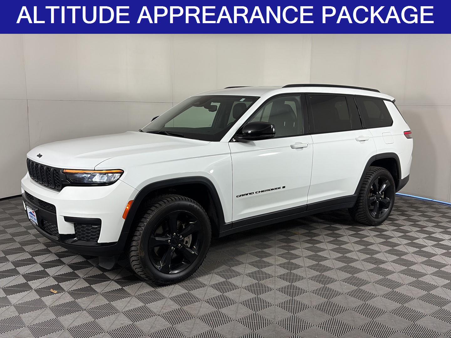 2023 Jeep Grand Cherokee L Altitude's photo