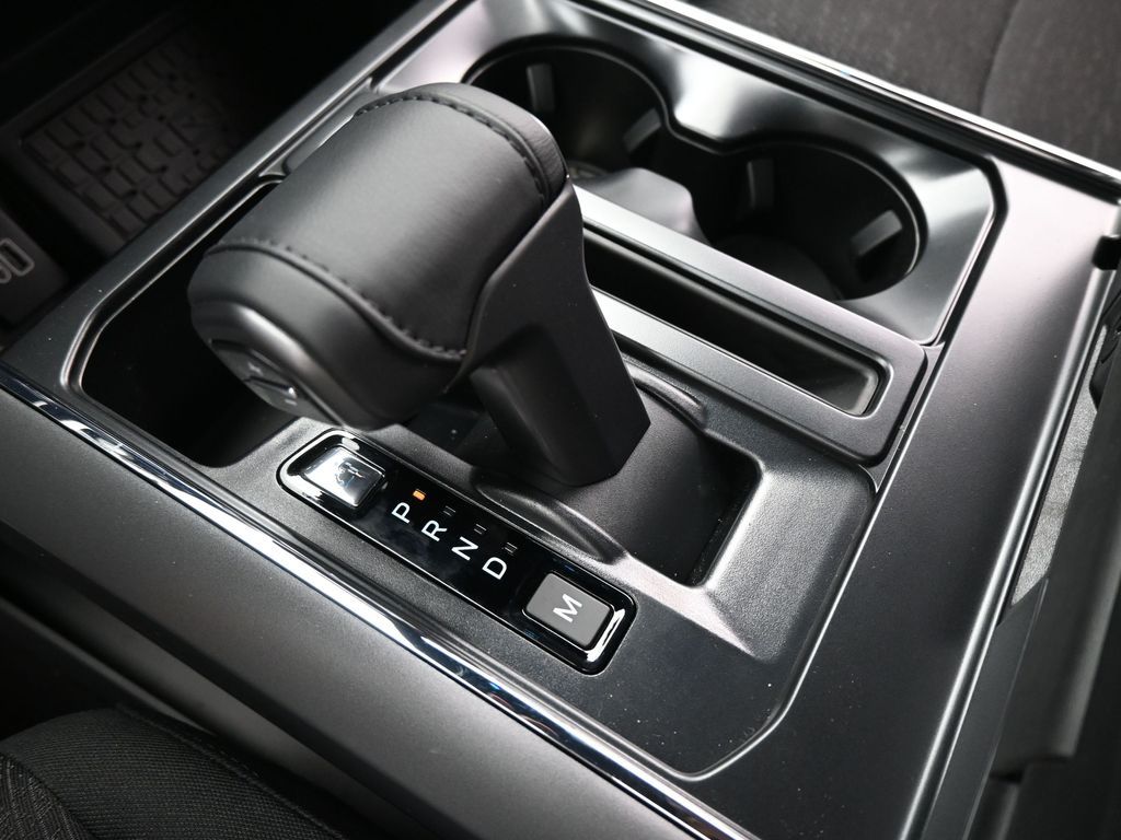 2025 Ford F-150 XLT photo 15