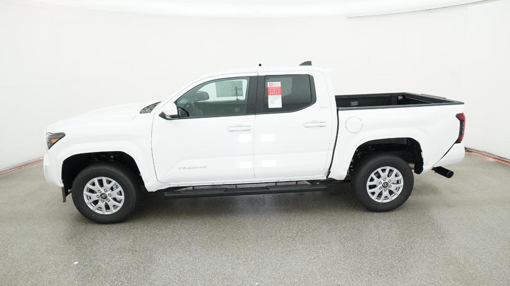 2025 Toyota Tacoma SR5 Double Cab photo 9