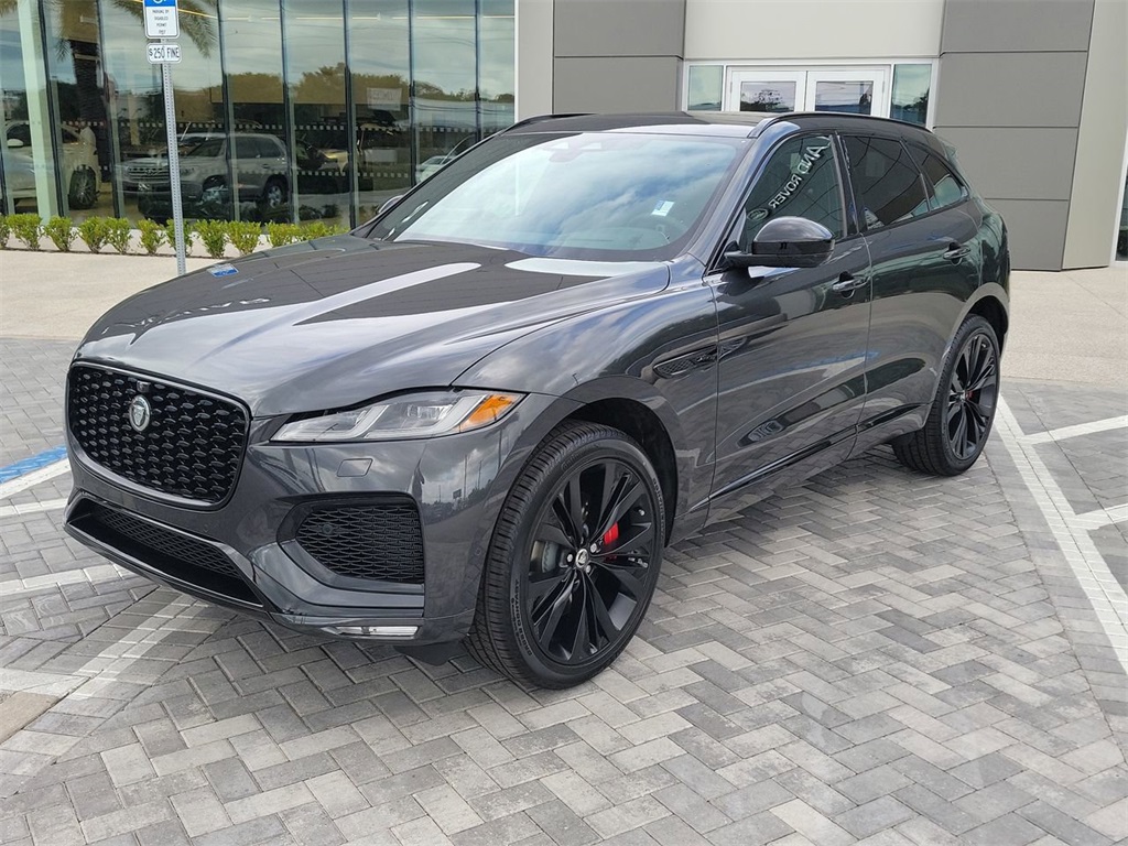 2026 Jaguar F-Pace R-Dynamic S's photo