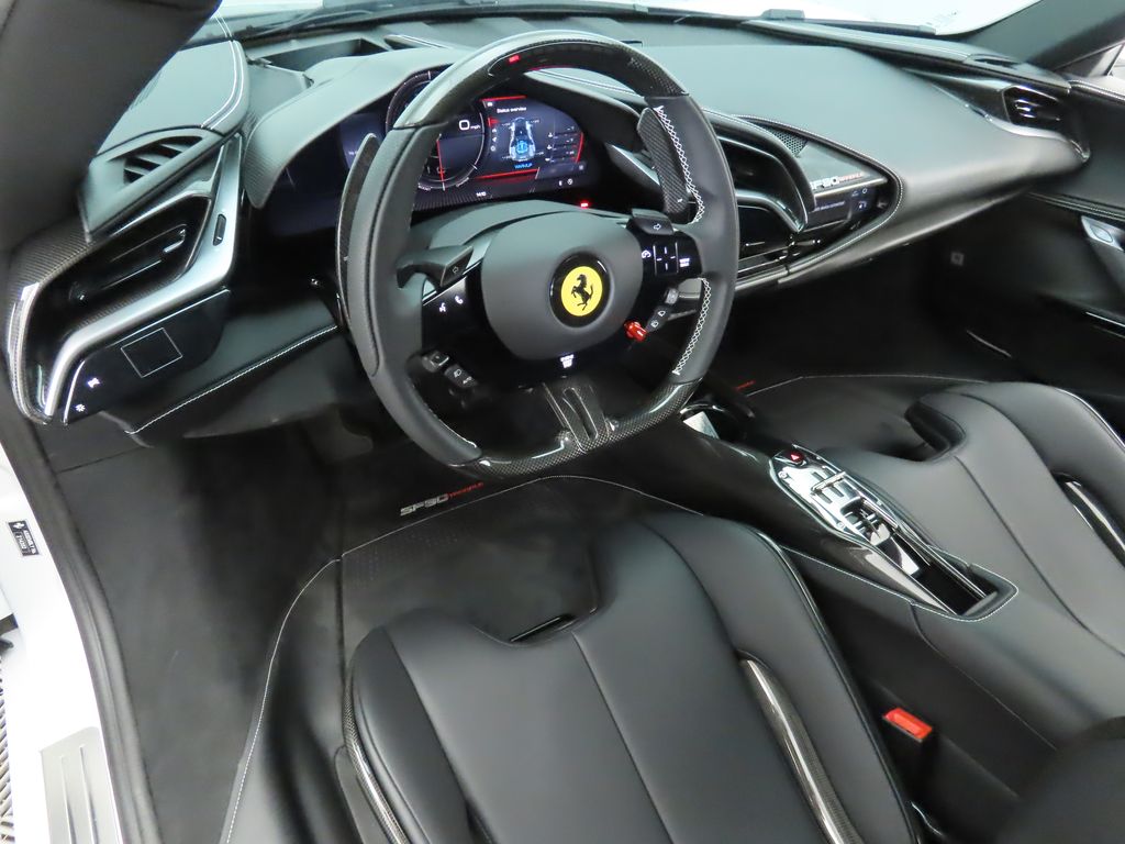 2023 Ferrari SF90 Stradale Base photo 9