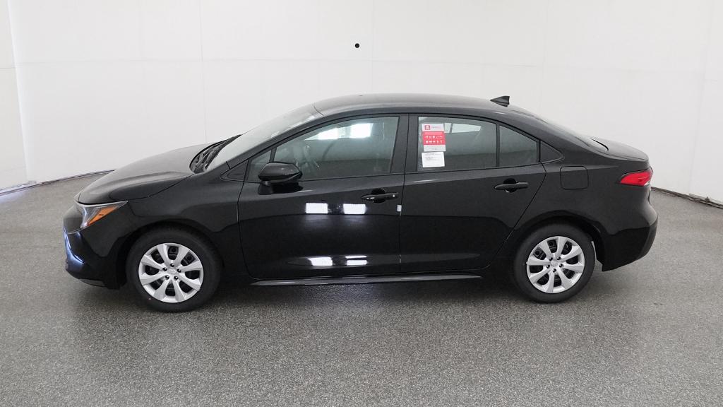2025 Toyota Corolla LE photo 9